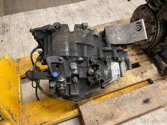 VOLVO 2.4D 96KW - PŘEVODOVKA 5Q M56L2 - 4