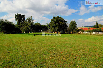 K prodeji, stavební pozemek o výměře 1.025 m2, Psárov, okr.  - 4