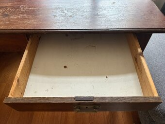 Starý dřevěný masivní stůl 144×78 cm - 4