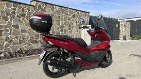 Honda pcx 125/ r. 2018 - 4