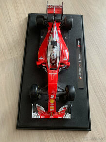 Bburago 1:18 Ferrari SF16-H No.5 S.Vettel 2016 - 4