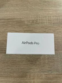 Apple AirPods 2.generace - 4