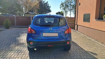 Nissan Qashqai, 2.0i / 4x4 ČR - 4