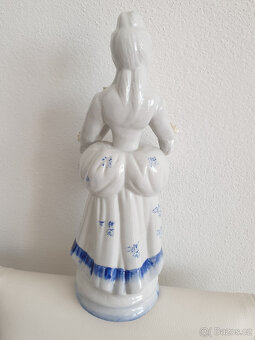 Starožitná dekorace soška dáma bílý modrý porcelán - 4