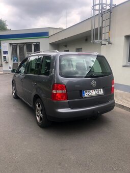 Volkswagen Touran 2.0tdi 103kw - 4
