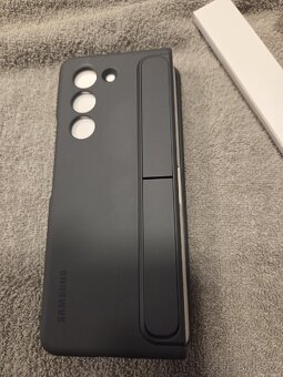 Kryt na Samsung Z Fold 5 - 4
