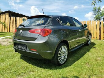 Alfa Romeo Giulietta TCT - 4