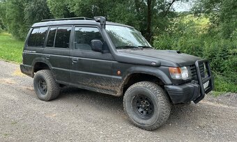 MITSUBIHI PAJERO 2.5 TD - 4