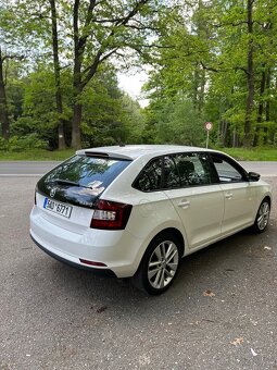 Škoda Rapid - 4