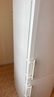 Lednička LIEBHERR - 4
