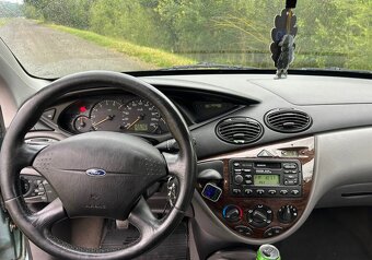 Prodám Ford Focus 1.6 combi - 4