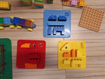 Lego duplo - autíčka, vláček a dílky - 4