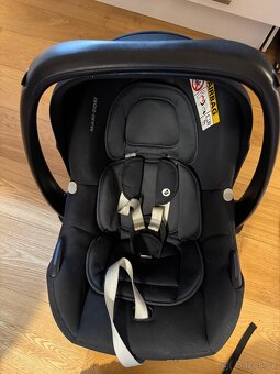 Maxi-Cosi CabrioFix i-Size - 2022 Black + základna ISOFIX - 4