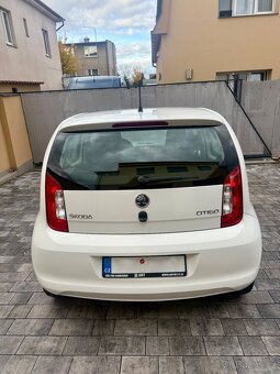 ŠKODA CITIGOU 1.0MPI 44KW 5 DVEŘOVÝ MODEL ČR SERVISKA ALU - 4