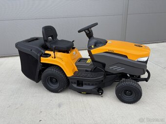 Sekací traktor Stiga Estate 384M - 4