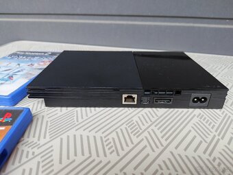 Playstation 2 slim - 4