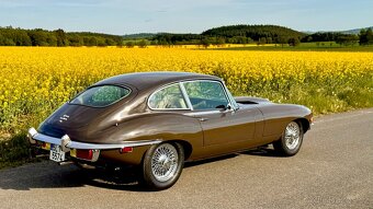 🏁 Jaguar E-Type Series 2 4.2 2+2 (1970) - 4