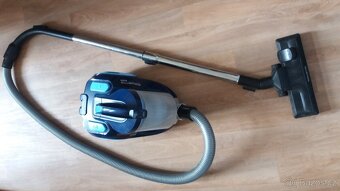 Vysavač Rowenta RO2981EA Swift Power Cyclonic 900W - 4