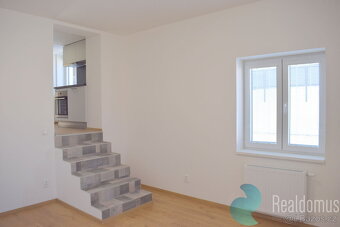 Pronájem, byt 1+1, Prašná ul., Suché Vrbné, kóje, venkovní p - 4