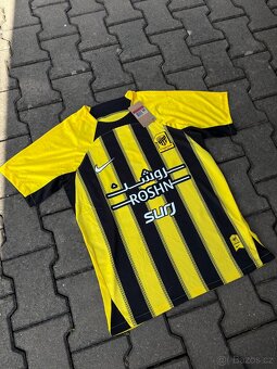 Benzema 9 domácí dres 2024/2025 - 4