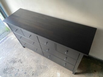 IKEA Hemnes komoda s 8 zásuvkami - černohnědá - 4