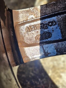 Originál kola Audi R16 - 4