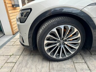 Audi E-tron 55 300kW plná výbava najeto 59 tis km nový motor - 4
