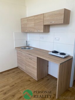 Pronájem kompletně zrekonstruované garsoniery, 21 m2, Kladno - 4