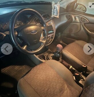 Ford Focus MK1 1.6 benzin 74 KW. Rok 2004. Klima - 4