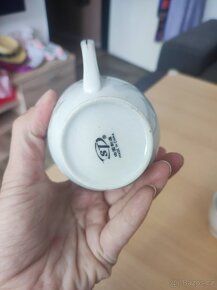 různé sady hrnků - 4