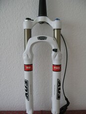 Vidlice 26' na MTB firem Fox, Rock Shox.. - 4