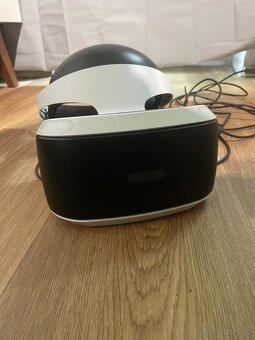 SONY PlayStation 4 PRO 2TB SSD + VR headset - 4