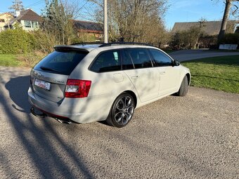 Octavia combi 3 rs 2.0 tdi 135 kw bixenon - 4