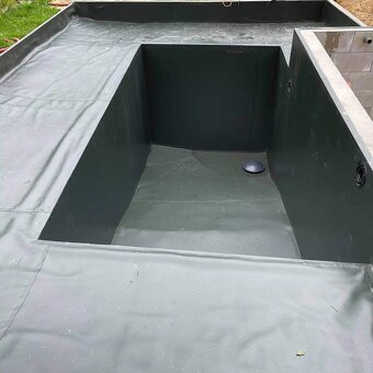 Prodám NOVOU jezírkovou folii 6x6 m – 2 ks, 4x4 m – 2 ks - 4