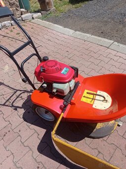 Bubnová sekačka Honda Adela - 4