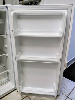 Prodám malou chladničku zn. Philco - 4