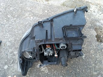 BMW E90, E91 světlo PP bixenon 72025849 - 4