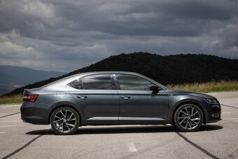 Škoda Superb 2.0 TDI 190k Sportline DSG EU6 - 4