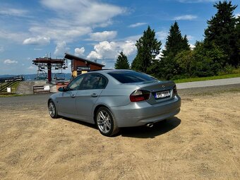 BMW e90, 2,0l D - 4