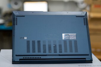 Nový ASUS Zenbook UX3405 3K OLED Core Ultra 7 155U - 4
