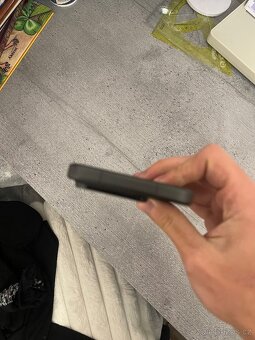 Prodám telefon Xiaomi 15 5G 12GB/256GB Black - 4