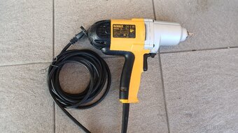 Rázový Utahovák DEWALT - 4