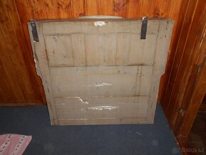 velká police s dvířky  a zásuvkami - 4