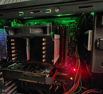 PC Intel i7 4790/SSD + HDD/16GB RAM/RADEON RX560 4GB + LCD - 4