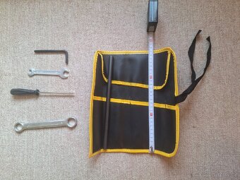 Koženková brašna s nářadím na motorku, stavební stroje apod. - 4