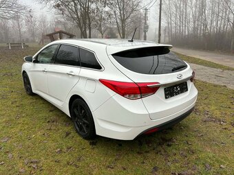 Hyundai i40 CW 1.7 CRDi 136k Premium A/T - 4