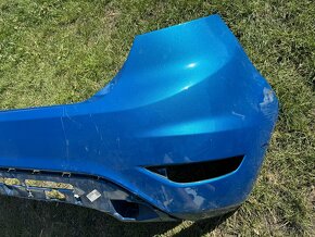 Zadní nárazník Ford Fiesta MK7 - 4