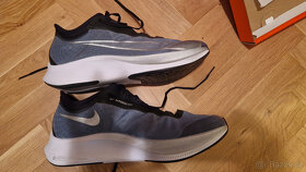Běžecké boty Nike Zoom Fly 3, vel. 44, nové - 4
