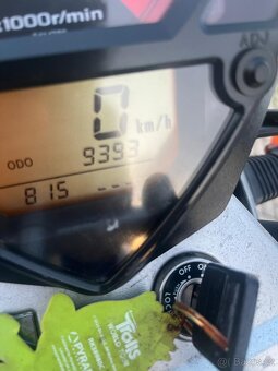 Suzuki SV 650n - 4