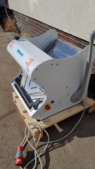 Kráječ pečiva ( chleba ) Rollmatic C42,STAV NOVÉHO - 4